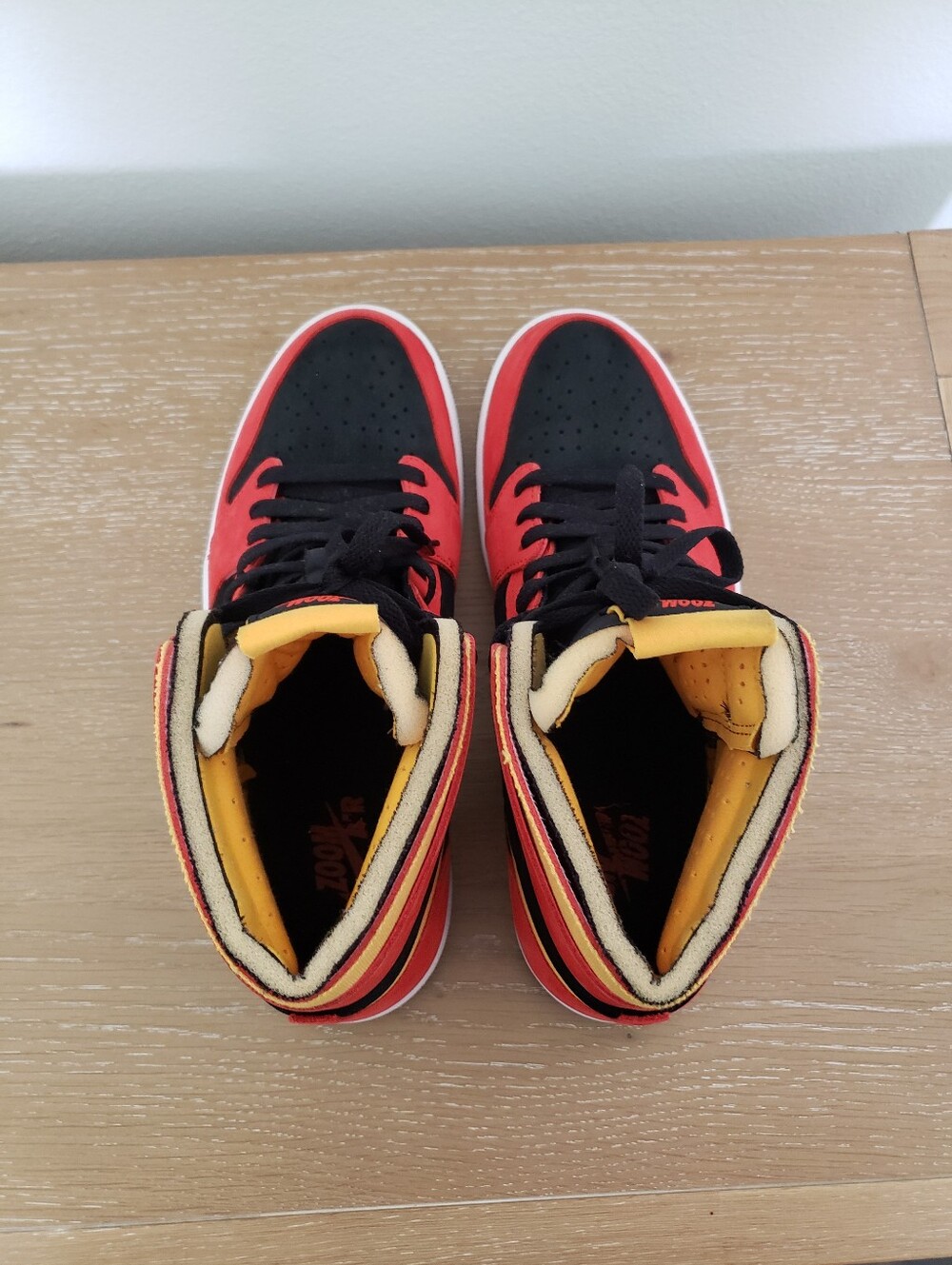 Men's Nike Jordan 1 High Zoom Air CMFT - Picture 4 of 6